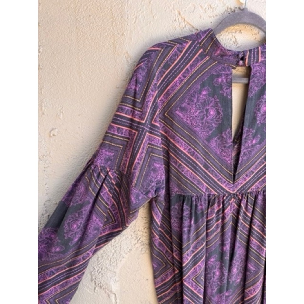 Free People Purple Medallion Walking on a dream Keyhole Blouse Tunic LARGE Boho - Picture 3 of 12